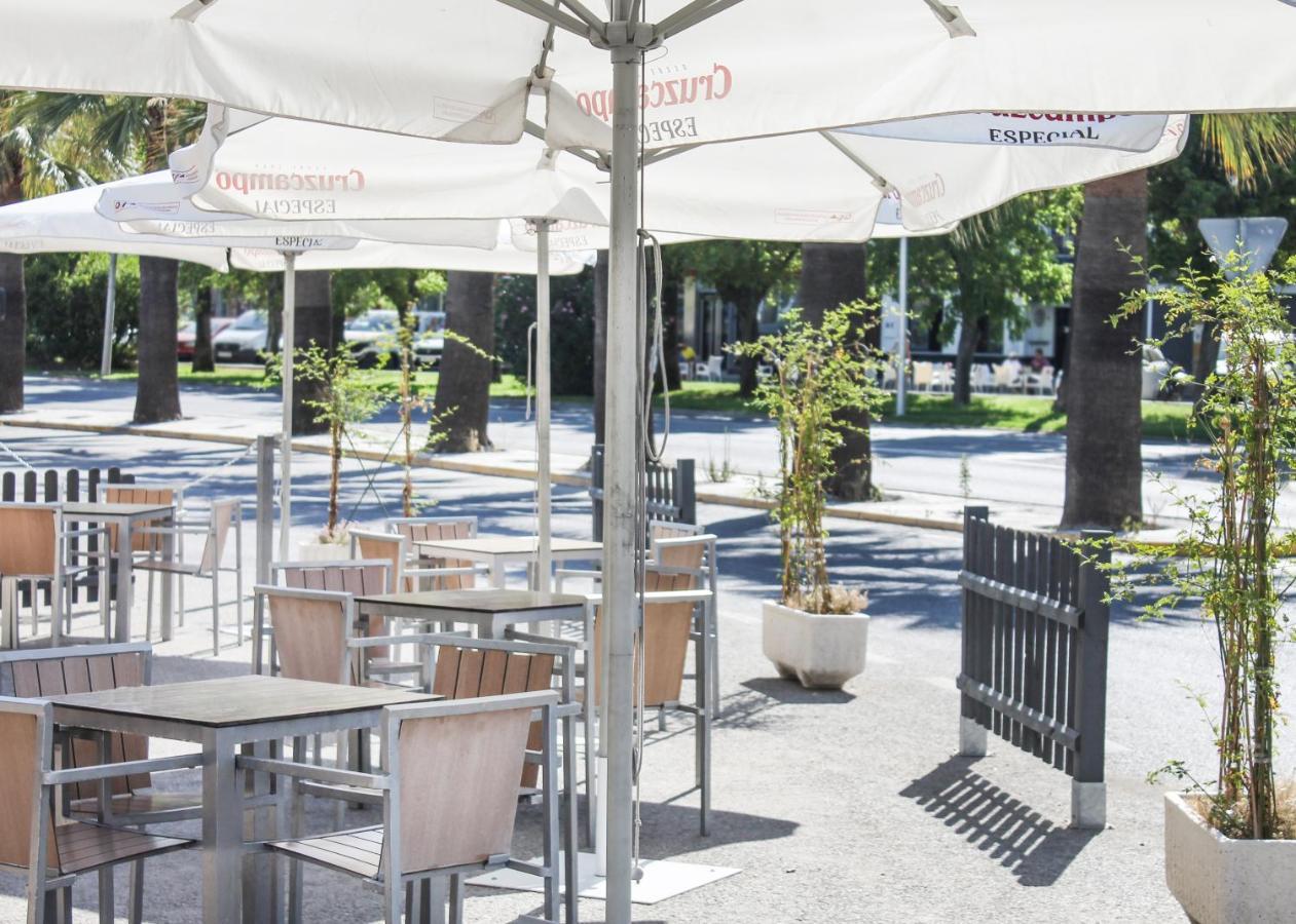 Hotel Restaurante Via Sevilla - Cadiz By Ma 22 Puntos El Cuervo  Exteriér fotografie